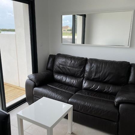 Appartement Avec Spa-Avril A Sept-Camargue 4 Personnes Saint-Laurent-dʼAigouze Esterno foto